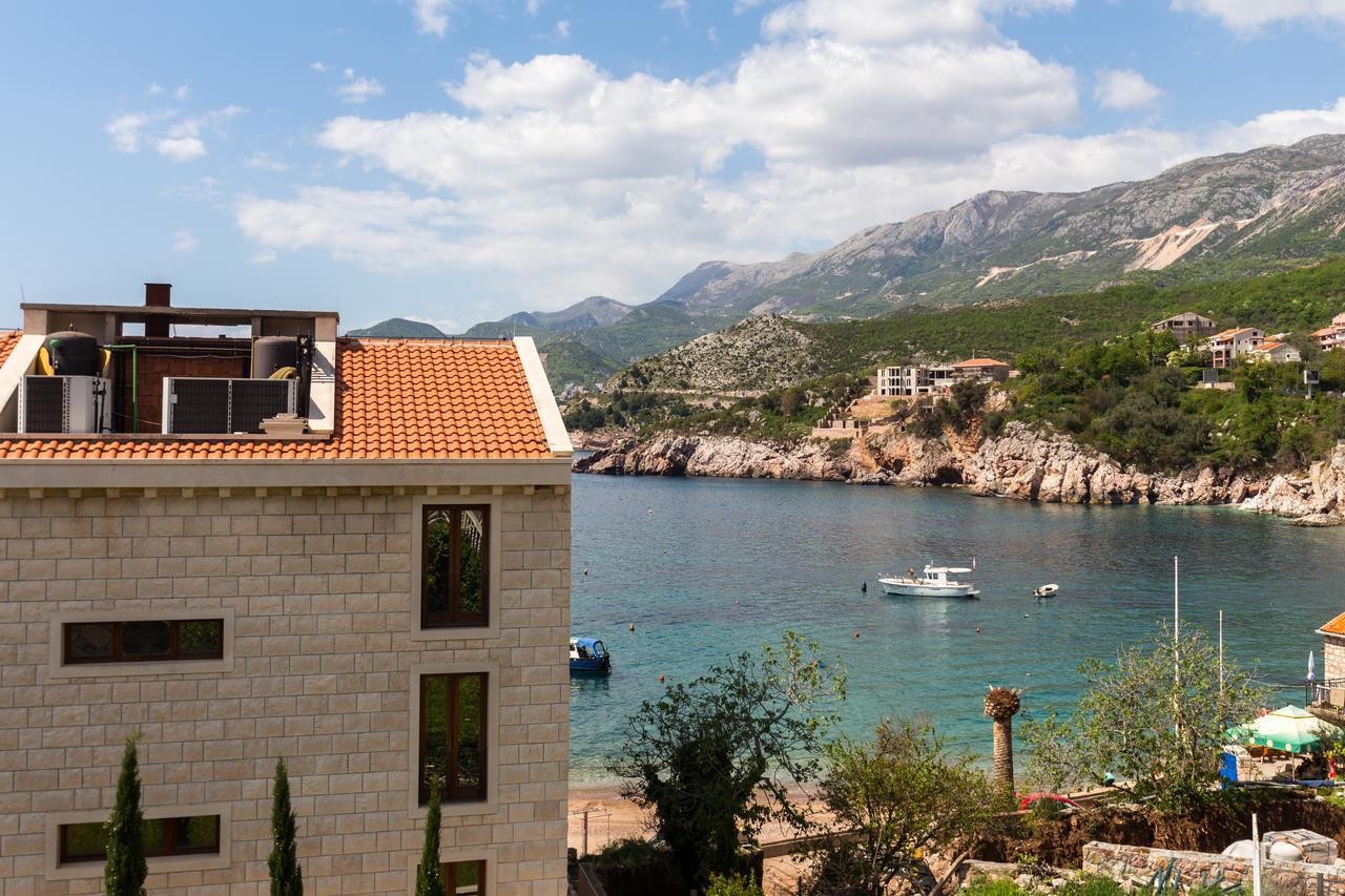 Apartments Varja Sveti Stefan Buitenkant foto
